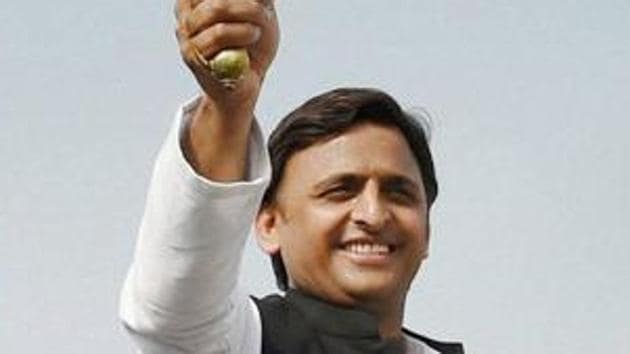 Uttar Pradesh chief minister Akhilesh Yadav Yadav at the opening ceremony for the of Agra-Lucknow expressway in Unnao in November 2016.(PTI File Photo)