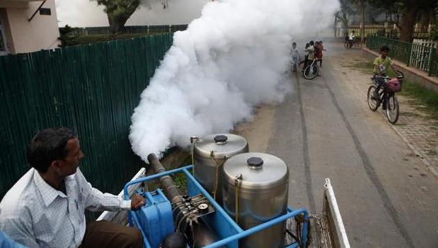 Caused by the day-biting female aedes egypti mosquito, dengue is one of the biggest challenges for the government in the country’s healthcare front. (HT File Photo) Caused by the day-biting female aedes egypti mosquito, dengue is one of the biggest challenges for the government in the country’s healthcare front. (HT File Photo)