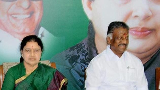 Tamil Nadu acting chief minister O Panneerselvam and AIADMK general secretary V K Sasikala at prty's headquarters in Chennai.(PTI File Photo)