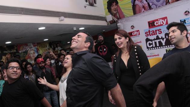 Khiladi Kumar impressed one and all with his moves.  (SHIVAM saxena/ht photo) 