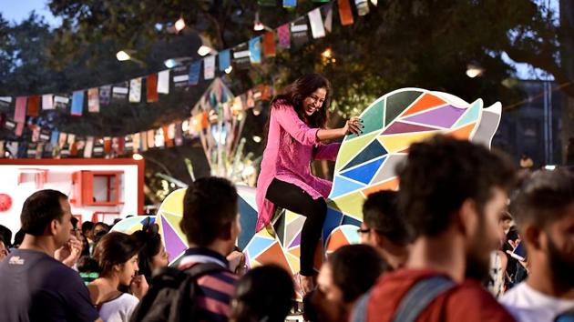 Of course, art means fun. (Arijit Sen/HT PHOTO) 