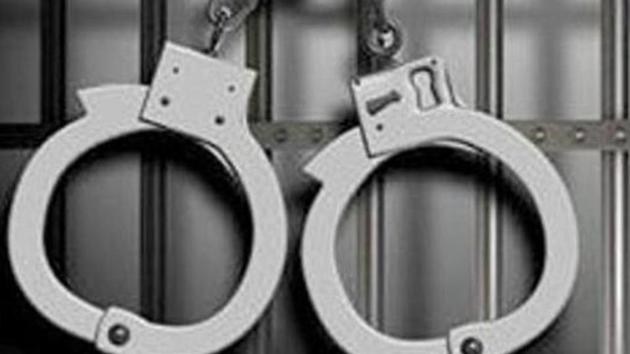 The MIDC police made enquiries with the Bandra police and found that a local shop had been robbed. (HT File Photo) The MIDC police made enquiries with the Bandra police and found that a local shop had been robbed. (HT File Photo)