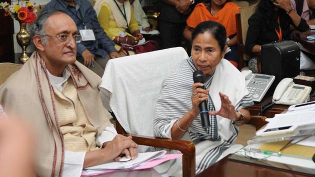 Chief Minister Mamata Banerjee and finance minister Amit Mitra interacting with the media on Friday after the budget.(Subhankar Chakraborty/HT Photo)