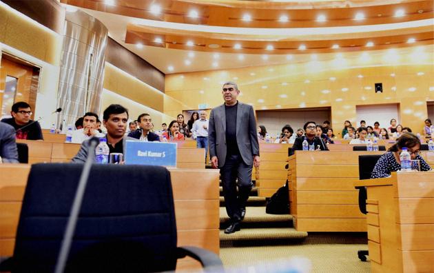 Infosys Technologies CEO Vishal Sikka arrives at the 3rd quarter financial results of the company at its headquarter in Bengaluru(PTI)