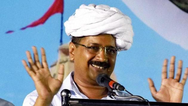 AAP chief Arvind Kejriwal addressing a public meeting in Surat . The party has decided to focus on states where the BJP and the Congress are in a direct fight(PTI)
