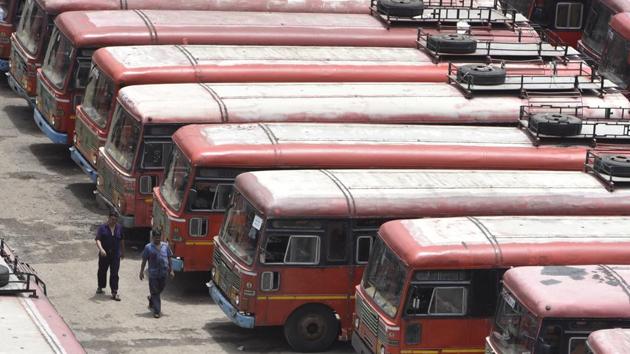 Not a single bus left the Thane depot since 5.00 am on Friday.(Kunal Patil/HT)