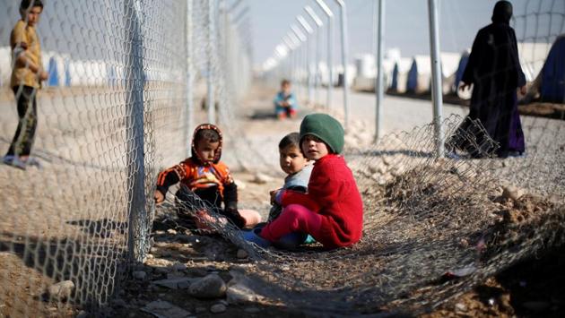 Displaced Iraqi children, who fled the Islamic State stronghold of Mosul with their families, play at Khazer camp, Iraq. (Muhammad Hamed / REUTERS) Displaced Iraqi children, who fled the Islamic State stronghold of Mosul with their families, play at Khazer camp, Iraq. (Muhammad Hamed / REUTERS)
