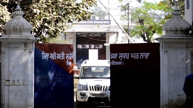 Punjab counter-intelligence team (PCIT) in a joint operation with the Patiala and Moga police arrested four persons including Nabha Jail-break mastermind Gurpreet Singh Sekhon on Sunday. (HT File Photo) Punjab counter-intelligence team (PCIT) in a joint operation with the Patiala and Moga police arrested four persons including Nabha Jail-break mastermind Gurpreet Singh Sekhon on Sunday. (HT File Photo)