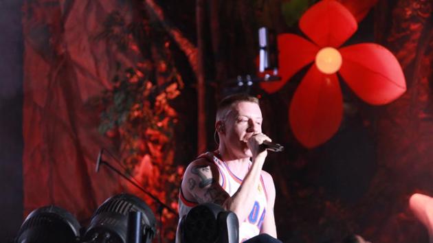 Rapper Macklemore performed in Pune during his maiden trip to India.(Samarth Goyal/ HT Photo)