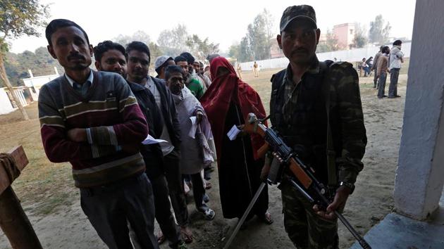 People queue up to cast their vote at a polling station in Uttar Pradesh.(Reuters Photo) People queue up to cast their vote at a polling station in Uttar Pradesh.(Reuters Photo)