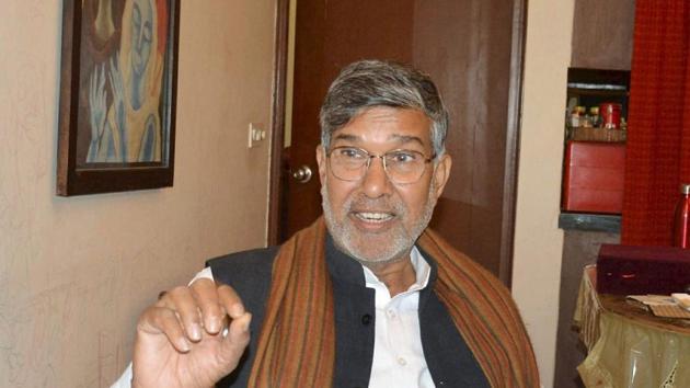 Nobel laureate Kailash Satyarthi talking to the media at his residence in New Delhi on Saturday. Several items including his Nobel citation were stolen from the house recently.(PTI File Photo)