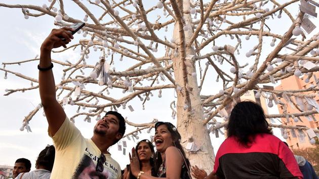 It’s another happy day for art. (Anshuman Poyrekar/HT PHOTO) 