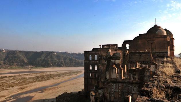 Despite eight years since the restoration work started nothing substantial has been achieved so far. (Nitin Kanotra/HT Photo)