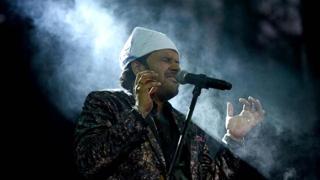 Javed Ali performs on the final day of the HT Kala Ghoda Arts Festival on Sunday.(Pratik Chorge/HT)
