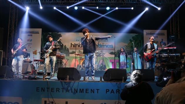 Euphoria band set the stage on fire and made the visitors groove to their ever-popular numbers, on the final day of Hindustan Times Palate Fest & Imagine Fest 2017.(Prabhas Roy/HT)