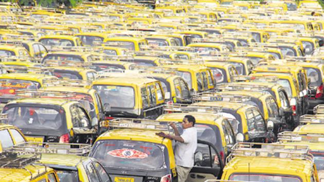 The BMC’s transport wing has asked RTO offices to make about 3,051 black-and-yellow taxis available for the election duty from midnight of February 19, till the end of election process.(File photo)