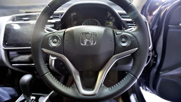 Honda City gets a facelift; is unveiled with new features and variants