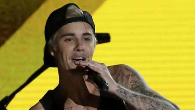 Singer-songwriter Justin Bieber is all set to perform in Mumbai on May 10.(REUTERS) Singer-songwriter Justin Bieber is all set to perform in Mumbai on May 10.(REUTERS)