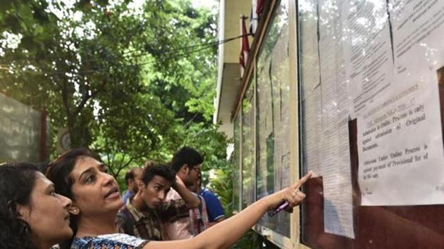 The highest registrations recorded for MH-CET for management admissions was in 2011-2012, where 96,000 students had registered for a mere 20,000 seats.(Picture for representation/HT File)