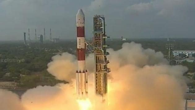 ISRO’s PSLV C37 lifts off from Satish Dhawan Space Center in Sriharikota on February 15, 2017. This is the launch vehicles 39th journey to space.(DD National)