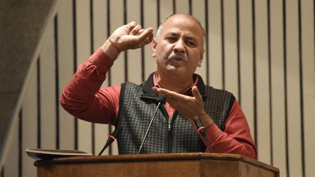 Deputy chief minister Manish Sisodia held a meeting on budget with the officials of the planning, statistics and finance departments.(Sonu Mehta/HT PHOTO)