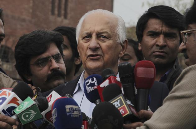 Pakistan Cricket Board (PCB) chairman Shaharyar Khan talks to reporters in Lahore on Wednesday. (AP) Pakistan Cricket Board (PCB) chairman Shaharyar Khan talks to reporters in Lahore on Wednesday. (AP)
