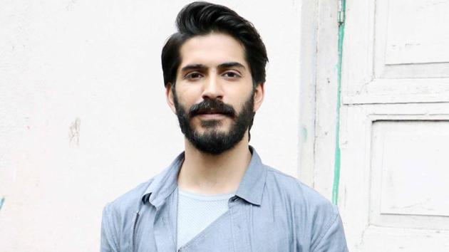 Harshvardhan Kapoor is reportedly being stalked by a female fan. (HT Photo)