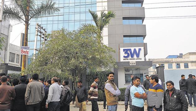 Ablaze Info Solutions Limited, with its office is in Sector 63, allegedly duped 6.5 lakh people of Rs. 3,726 crore. (Burhaan Kinu/HT File Photo) Ablaze Info Solutions Limited, with its office is in Sector 63, allegedly duped 6.5 lakh people of Rs. 3,726 crore. (Burhaan Kinu/HT File Photo)