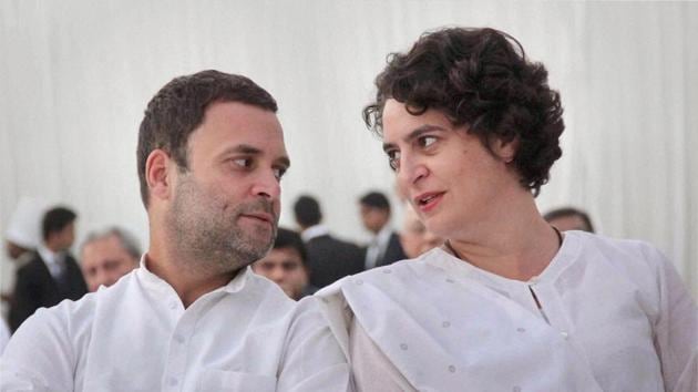 Congress vice-president Rahul Gandhi and Priyanka Gandhi at an event in Allahabad in November 2016. Priyanka will make her first campaign appearance in Uttar Pradesh ahead of the assembly polls.(PTI File)