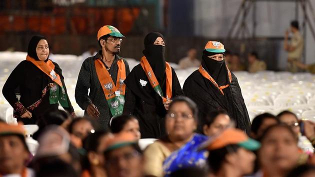 People at a BJP rally at Somaiya Ground in Mumbai. (Arijit Sen/HT PHOTO) 