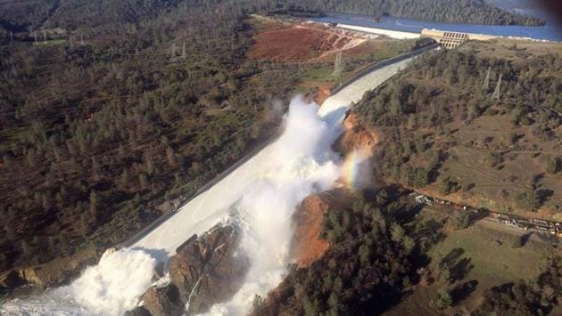A damaged spillway with eroded hillside is seen in an aerial photo taken over the Oroville Dam in Oroville, California, US on February 11, 2017. (William Croyle/ REUTERS)