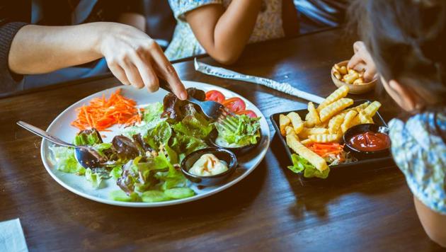 Chew every bite of your food properly. Your mother does not say it for nothing.(Shutterstock)