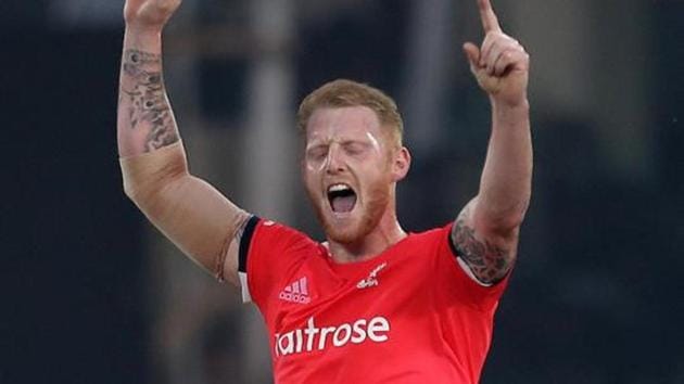 Ben Stokes was snapped up for a record Rs 14.5 crore by Rising Pune Supergiants while Tymal Mills was snapped up by Royal Challengers Bangalore for Rs 12 crore.(Hindustan Times)