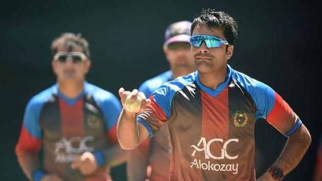 Afghanistan's Rashid Khan (R) joined Sunrisers Hyderabad for Rs 4 crore in the IPL 2017 auction.(AFP/Getty Images)