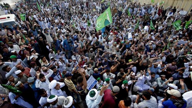 Supporters of Pakistani religious parties rally to condemn a recent series of deadly suicide bombings in Karachi on Sunday. (AP Photo) Supporters of Pakistani religious parties rally to condemn a recent series of deadly suicide bombings in Karachi on Sunday. (AP Photo)
