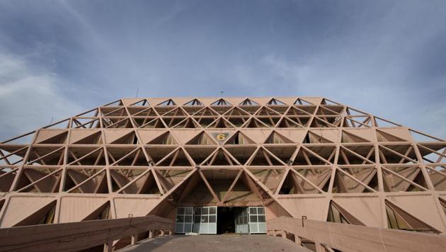 Widely known for hosting country’s signature event India International Trader Fair, Pragati Maidan is undergoing a historical makeover. Hall of Nations at Hall No 6 in Pragati Maidan. This was the country’s first pillar-less building and it also faces demolition. (Arvind Yadav/HT PHOTO)