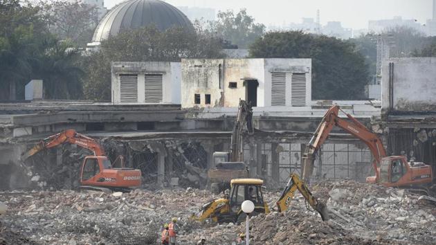 The venue is set to get an Integrated Exhibition-cum-Convention Centre (IECC) spread over in 123 acres, complete with 500-room hotel, large food and beverages complex, pools, moving floors and helipad, besides exhibition halls. (Arvind Yadav/HT PHOTO)