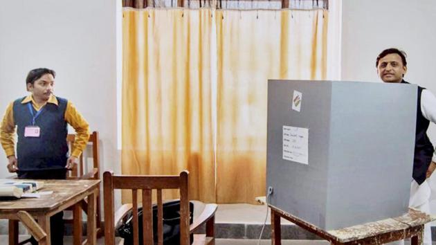 Uttar Pradesh CM Akhilesh Yadav casting his vote during the third phase of UP assembly elections in Saifai on Feb 19.(PTI Photo) Uttar Pradesh CM Akhilesh Yadav casting his vote during the third phase of UP assembly elections in Saifai on Feb 19.(PTI Photo)
