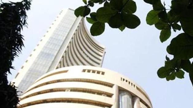 Sensex climbed 100 points on Tuesday on the back of widespread buying.(AFP) Sensex climbed 100 points on Tuesday on the back of widespread buying.(AFP)