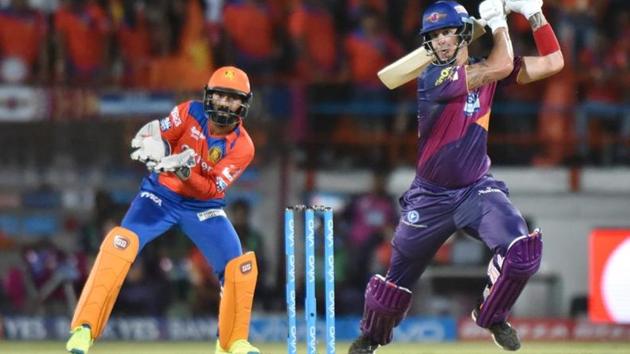 Kevin Pietersen played for Rising Pune Supergiants in 2016 Indian Premier League. The former England star batsman has pulled out of IPL this year.(Hindustan Times)