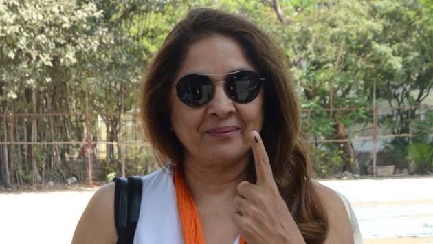 AWAY FROM PUBLIC GLARE: Neena Gupta makes her point clear. (Prodip guha/HT photo) AWAY FROM PUBLIC GLARE: Neena Gupta makes her point clear. (Prodip guha/HT photo)