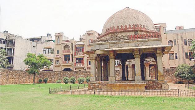 Hauz Khas Village in New Delhi where Raja allegedly met the 24-year-old victim and took her to Deer Park nearby. (S Burmaula/HT Photo) Hauz Khas Village in New Delhi where Raja allegedly met the 24-year-old victim and took her to Deer Park nearby. (S Burmaula/HT Photo)