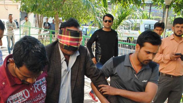 Delhi resident Abdul Jabbar being produced before a special court in Bhopal on Sunday.(Mujeeb Faruqui/HT Photo)