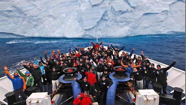 A file photo of the Antarctic expedition. This year two youths from Jaipur will join this expedition.(HT photo)