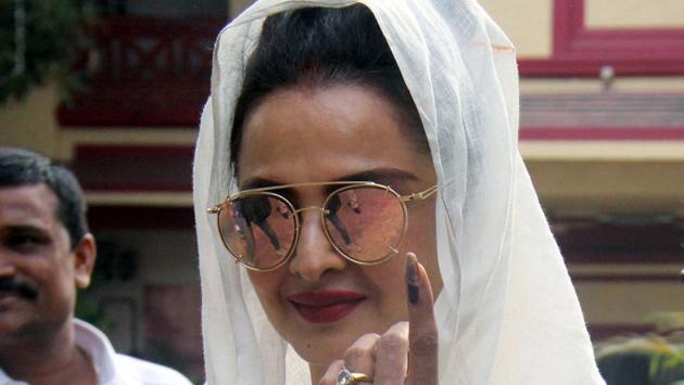 AT FINGER POINT: Actor Rekha was among the early birds. (Pramod Thakur/HT PHOTO) 