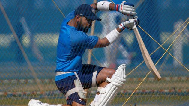 Virat Kohli sharpens his batting skills ahead of the first Test against Australia. (REUTERS)