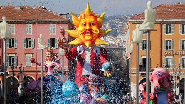 The Nice Carnival is one of the world’s major carnival events, alongside the Brazilian Carnival and Venetian Carnival. (VALERY HACHE / AFP)