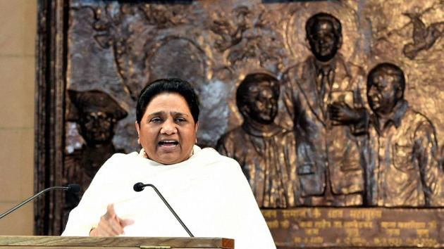 BSP supremo Mayawati addressing a press conference in Lucknow.(PTI)
