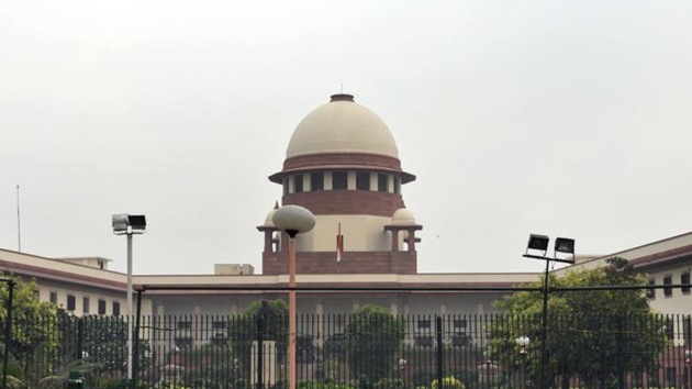 The court asked governments of Punjab and Haryana to maintain law and order in their respective states. The status quo, restraining Punjab from returning land meant for the canal to its owners was also reiterated. (HT FIle Photo) The court asked governments of Punjab and Haryana to maintain law and order in their respective states. The status quo, restraining Punjab from returning land meant for the canal to its owners was also reiterated. (HT FIle Photo)