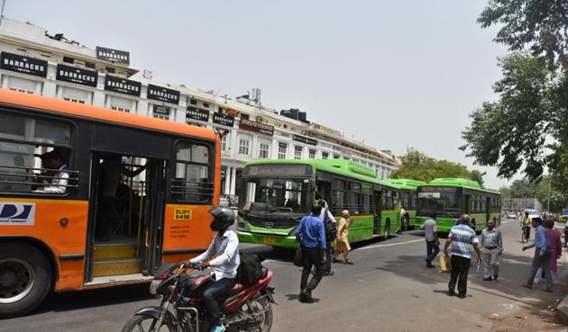 The policy, if approved by lieutenant governor Anil Baijal, will make travelling in both DTC as well as cluster (orange) buses free for senior citizens, students up to 21 years of age, disabled persons, war widows, national award winners and freedom fighters.(Sushil Kumar/HT File)
